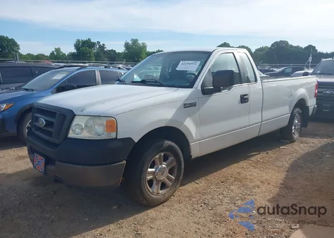 2005 Ford F-150 Stx/Xl/Xlt z USA, uszkodzony, nr VIN 1FTRF12235NB08603